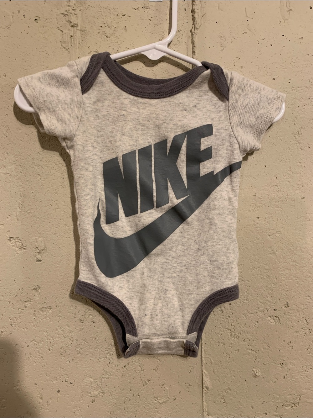 Short sleeve shirt bodysuit top Mike baby boys size 0-6 months
